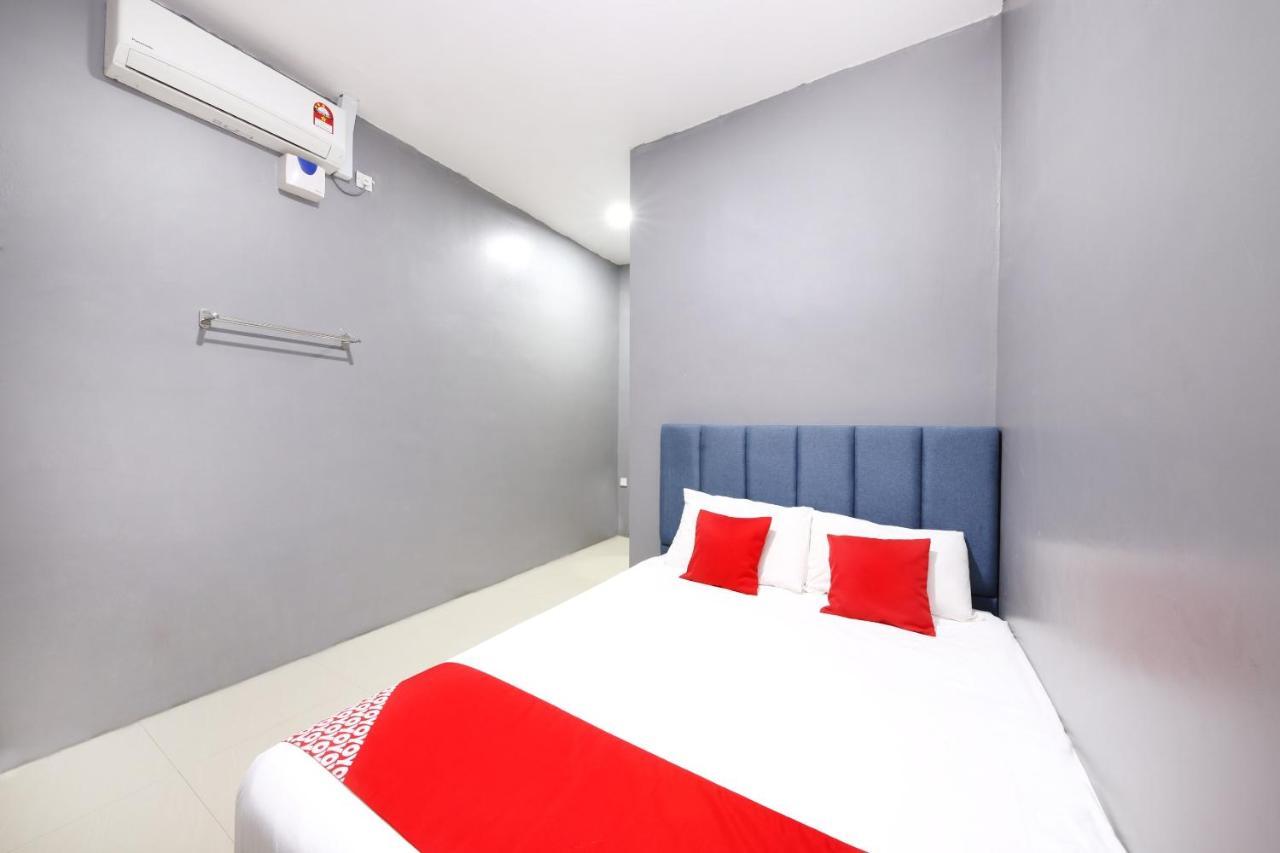 Capital O 774 Hotel Iskandar Seri Iskandar Ngoại thất bức ảnh